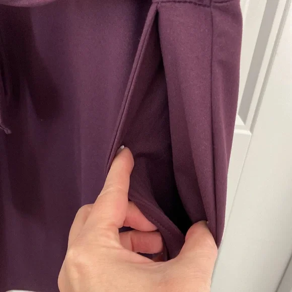 Shiela Rose Medium Dress with Pockets! - Picture 3 of 5